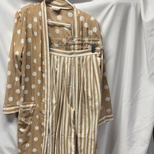 Tan Polka Dot and Striped “Pretty Women” outfit